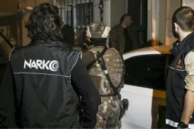 41-vilayette-narkocelik-operasyonu-1-ton-uyusturucu-ele-gecirildi-VtftQqpA.jpg