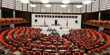 5-milletvekilinin-dokunulmazligiyla-ilgili-fezlekeler-tbmmde-mYzDtlQ8.jpg