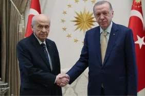 bahceliden-erdogana-ayrilamazsin-turk-milletini-yalniz-birakamazsin-PPiI3dje.jpg