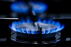 bakan-bayraktar-nisanda-elektrik-ve-dogal-gaz-fiyatlarinda-degisiklik-olmayacak-vQ1BFrf9.jpg