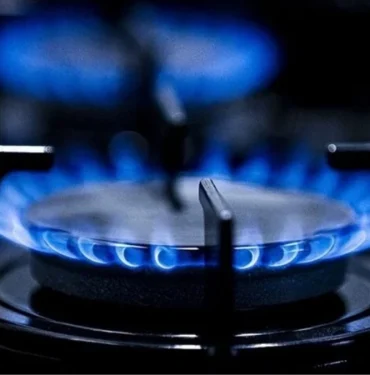 bakan-bayraktar-nisanda-elektrik-ve-dogal-gaz-fiyatlarinda-degisiklik-olmayacak-vQ1BFrf9.jpg