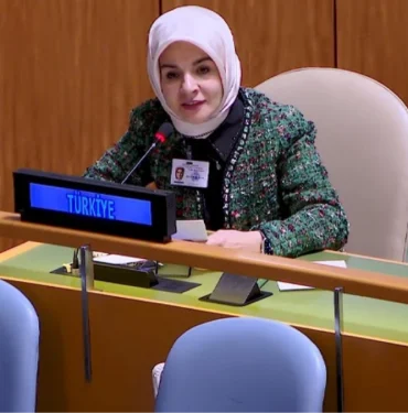 bakan-goktastan-bm-tepesine-damga-vuran-israil-protestosu-bir-anda-salonu-terk-etti-laRmFwU8.jpg