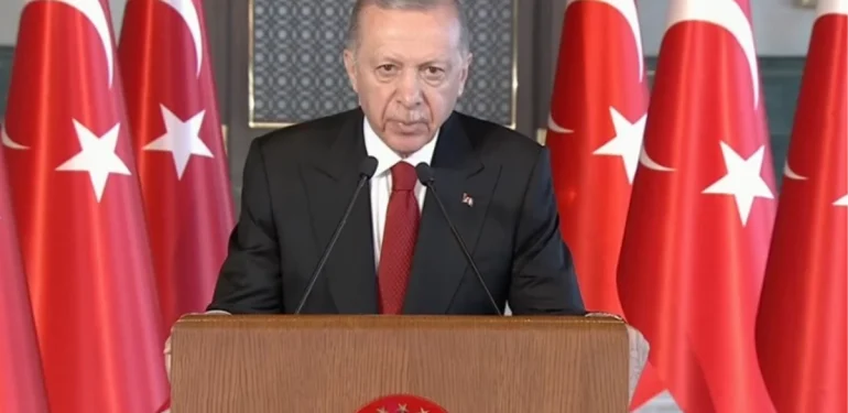 cumhurbaskani-erdogan-bugun-30-bin-723-vatandasimizi-daha-konutlarina-kavusturuyoruz-kDPSQvkC.jpg