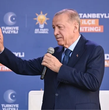 cumhurbaskani-erdogan-miting-sonrasi-murat-kurumu-sahneye-cagirdi-misyonlu-uyardi-efendim-onlar-sancaktepede-1A75vNnQ.jpg