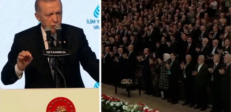 cumhurbaskani-erdoganin-one-minute-cikisi-salonu-ayaga-kaldirdi-6EpAISgM.jpg