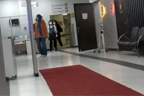 devlet-hastanesinde-panik-2-emekcide-zehirlenme-belirtileri-gorulmesi-uzerine-acil-servis-bosaltildi-hasta-kabulu-NXNHk1hO.jpg