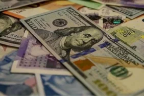 dolar-euro-bugun-ne-kadar-iste-kurlarda-son-durum-OYBKJeCY.jpg