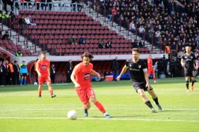 elazigspor-kelkit-hurriyetspor-macindaki-talimatlara-ters-hareketi-nedeniyle-pfdkya-sevk-edildi-RxnHNFi6.jpg