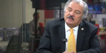eski-devlet-bakani-yalova-haberlercoma-konustu-belediye-lider-adaylari-egitim-alip-imtihandan-gecmeli-dURih1kN.jpg