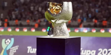 fenerbahce-takvim-yogunlugu-nedeniyle-harika-kupa-macinin-ertelenmesi-icin-tffye-basvurdu-BDtRJAFD.jpg