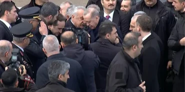 fotograflari-oglu-paylasti-cumhurbaskani-erdogani-mehmet-agar-karsilamis-PXrY1wjW.jpg