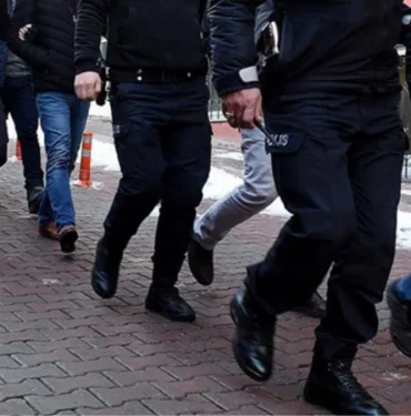 hatayda-gocmen-kacakciligi-yapan-alevler-cetesi-cokertildi-kcu3pOzO.jpg