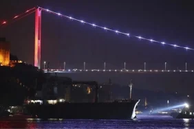 istanbul-bogazinda-gemi-arizasi-bogaz-trafigi-cift-istikametli-askiya-alindi-njbugKxU.jpg