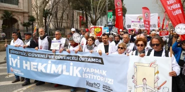 istanbul-kadikoyde-sihhat-calisanlarindan-14-mart-tip-bayrami-yuruyusu-1J2uHx6L.jpg