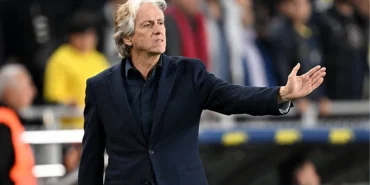 jorge-jesus-bir-daha-guc-kirilacak-bir-rekorla-futbol-tarihine-gecti-iVsrribX.jpg