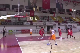 okullararasi-basketbol-kume-maclari-sivasta-suruyor-AqrJCdRU.jpg