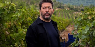 oyuncu-emre-kinayin-istanbul-trafigi-isyani-secime-de-sandiga-da-gitmiyorum-MlzUl9ie.jpg