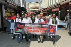 sakaryada-tabipler-ve-sihhat-calisanlari-israilin-gazzeye-hucumlarini-protesto-etti-lJ28BABv.jpg