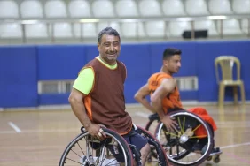 tekerlekli-sandalye-basketbol-ustun-liginde-32-yildir-ter-dokuyor-DLODdceS.jpg