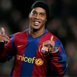 yillar-sonra-gelen-bomba-itiraf-ronaldinho-tam-13-sene-evvel-fenerbahceye-geliyormus-OQrisDYk.jpg
