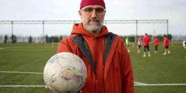 yuvacikspor-lideri-futbolcularin-maaslarini-odemek-icin-esinin-ve-kiz-kardesinin-bileziklerini-satti-CUimTxjl.jpg