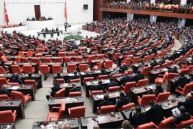 4-vekili-belediye-baskani-secilen-chpnin-meclisteki-sandalye-sayisi-125e-dusecek-yLXhVh6Z.jpg