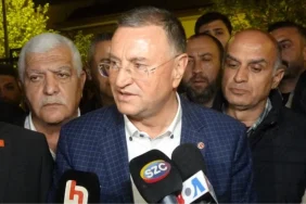 ak-parti-adayi-zafer-konusmasi-yapti-lutfu-savas-ise-bu-isin-pesini-birakmayacagiz-dedi-i31liSV9.jpg