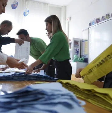 ak-partinin-1-oyla-kazandigi-ispartanin-aksu-ilcesinde-chp-sandiklara-itiraz-etti-skBIGDFm.jpg