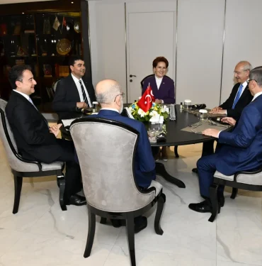 altili-masada-yer-alan-5-partinin-oy-orani-yine-refah-partisinin-oylarinin-altinda-kaldi-YyLhTHQm.jpg