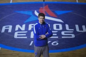 anadolu-efes-basantrenoru-tomislav-mijatovic-basariyi-surdurmek-zorundayiz-2WeuwYk1.jpg