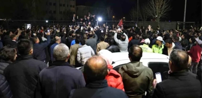 bbp-sivasta-belediye-baskanligini-kazandi-fh9DpXSA.jpg