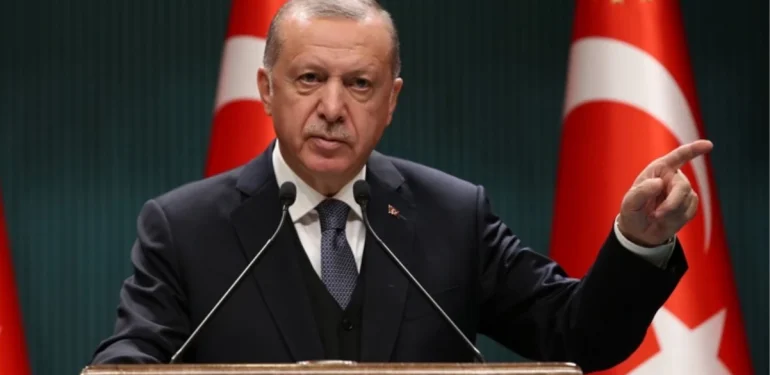 Bomba iddia! AK Parti’de seçimin faturası 3’ü bakan 8 kişiye kesilecek