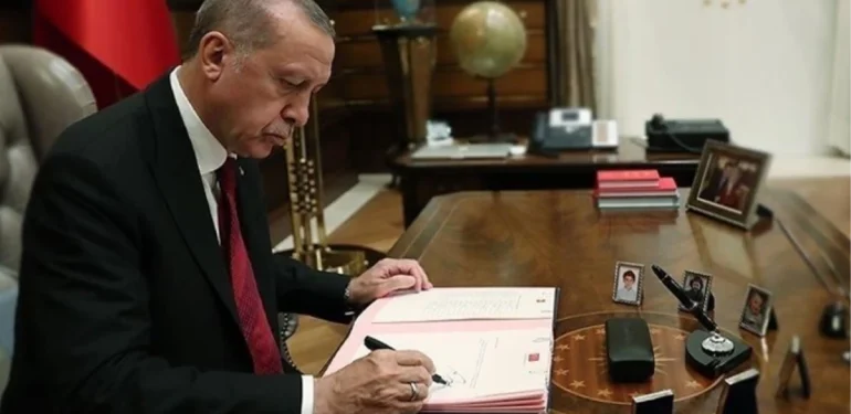 Cumhurbaşkanı Erdoğan’ın imzasıyla 9 ülkeye büyükelçi atandı! ABD Büyükelçiliğine Sedat Önal getirildi