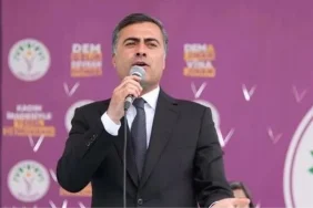 dem-partinin-kazandigi-vanda-baskanlik-ak-partiye-gecti-Qz1tFPAW.jpg