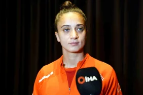 emine-ecem-esen-isvicre-maci-icin-heyecanliyiz-YHFybpME.jpg