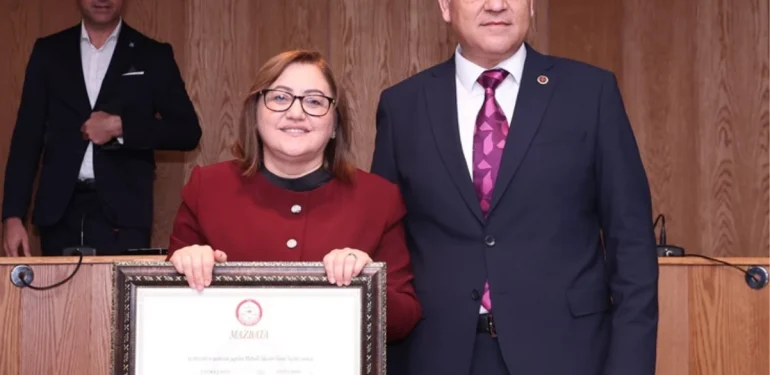 Fatma Şahin mazbatasını aldı: Gaziantep modeli, Türkiye modeli olana kadar durma yok