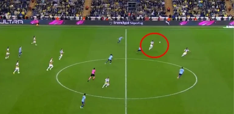 Herkes ağzı açık izledi! Dusan Tadic’den inanılmaz gol