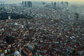 istanbulda-12-ilce-daha-chpye-gecti-beyoglunda-35-yil-sonra-gelen-secim-zaferi-1azJwuVw.jpg