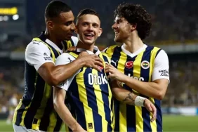 kadikoyde-6-gollu-cilgin-mac-fenerbahce-adana-demirsporu-4-2-yendi-uPeTtFXe.jpg
