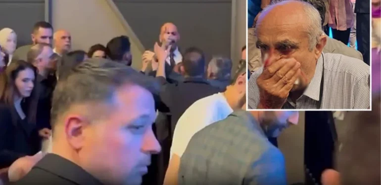 Mazbata merasiminde kavga! MHP’li isim, zafer işareti yapan CHP’li Meclis Üyesi’ne baş atıp burnunu kırdı