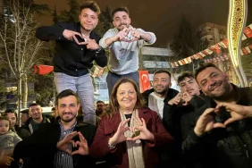 sozleri-secime-damga-vurmustu-chp-adayi-burcu-koksal-afyonun-ilk-kadin-baskani-oldu-QR2Uutxy.jpg