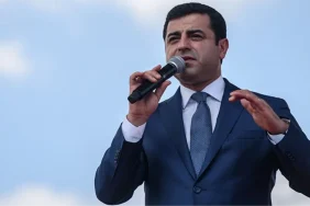 vanda-belediye-baskanliginin-ak-partiye-gecmesine-ait-selahattin-demirtastan-birinci-kelamlar-mBMT3lru.jpg